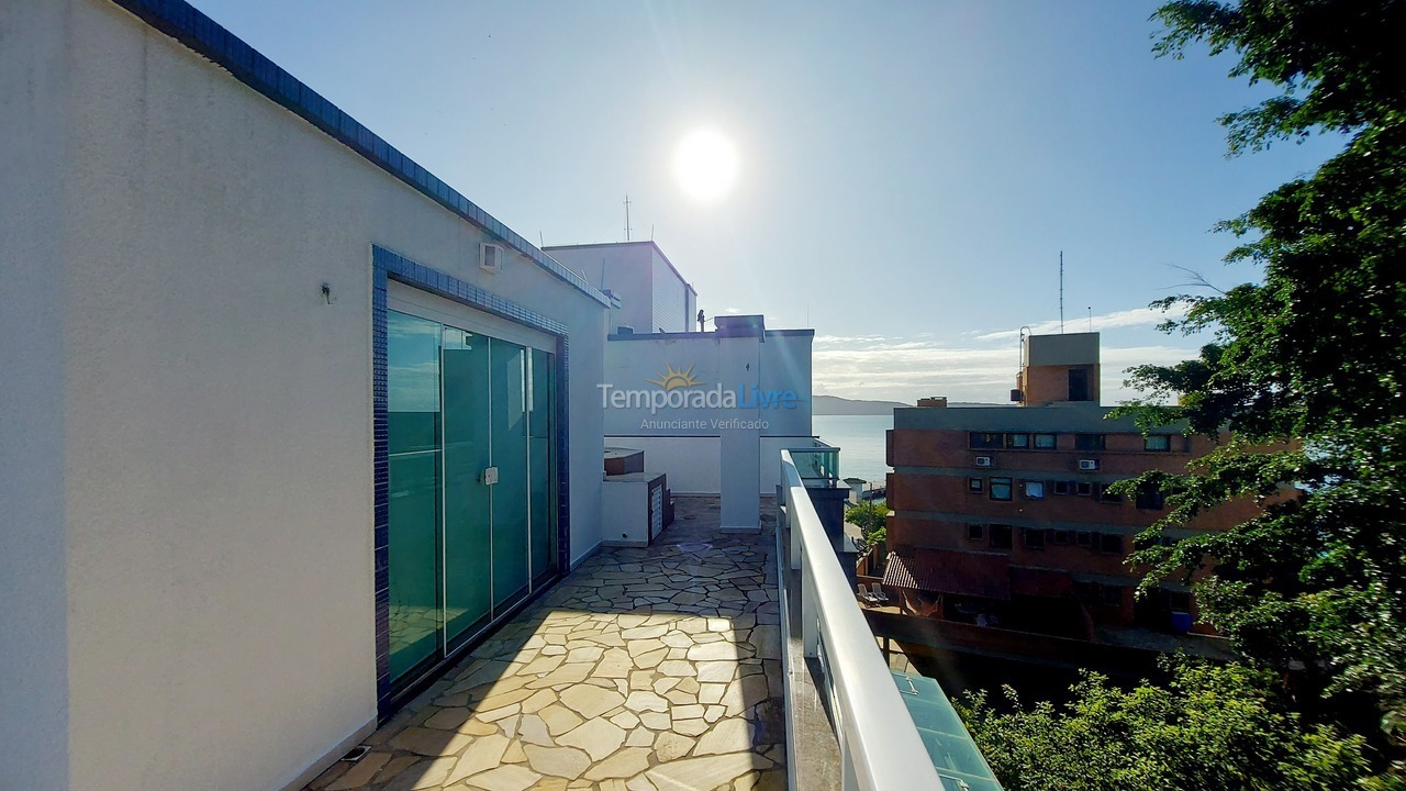 Apartment for vacation rental in Bombinhas (Praia de Bombinhas)