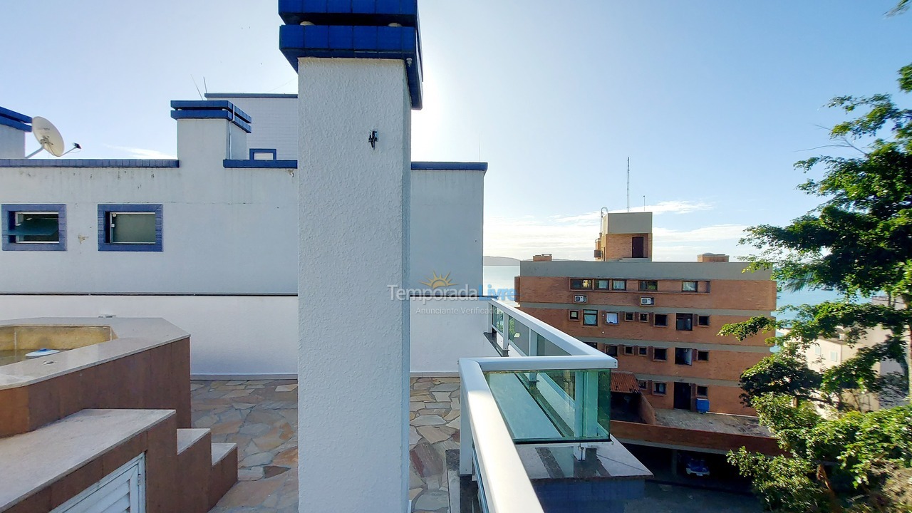 Apartment for vacation rental in Bombinhas (Praia de Bombinhas)