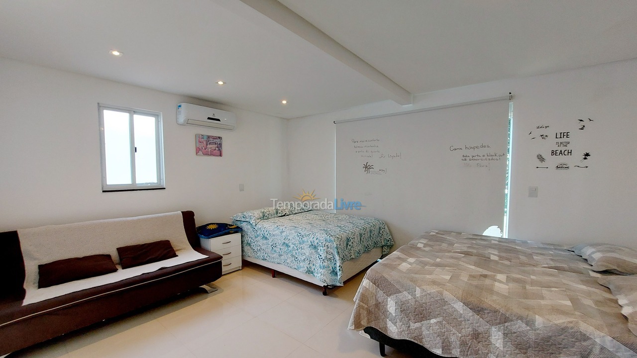 Apartment for vacation rental in Bombinhas (Praia de Bombinhas)