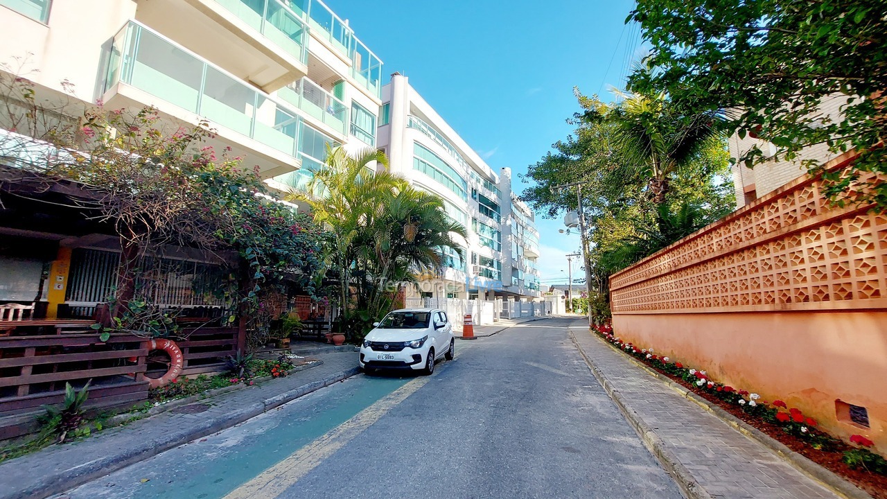 Apartment for vacation rental in Bombinhas (Praia de Bombinhas)