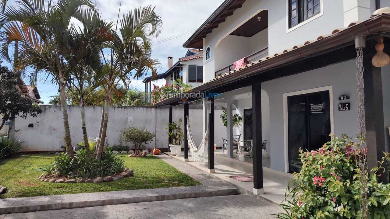 House for vacation rental in Florianopolis (Praia dos Ingleses)