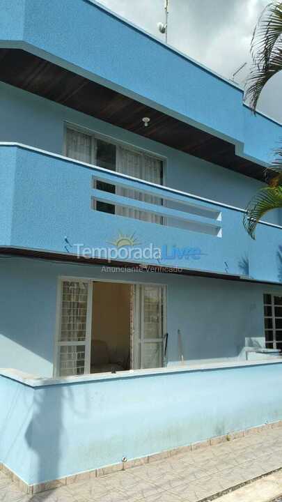 Apartamento para aluguel de temporada em Itapoá (Barra do Saí)