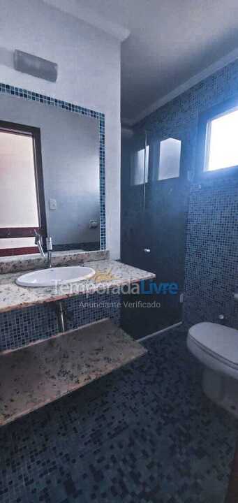 Casa para aluguel de temporada em Ubatuba (Praia Grande)