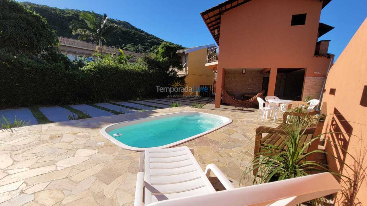 House for vacation rental in Palhoça (Guarda do Embaú)