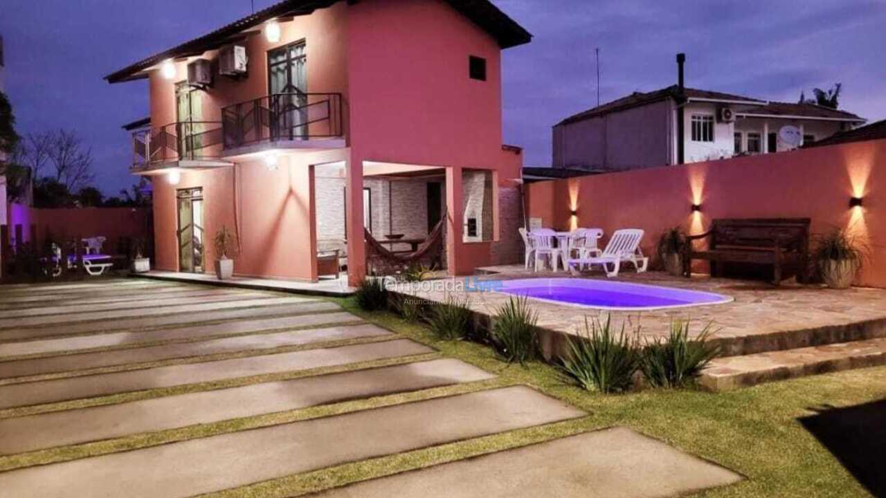 House for vacation rental in Palhoça (Guarda do Embaú)