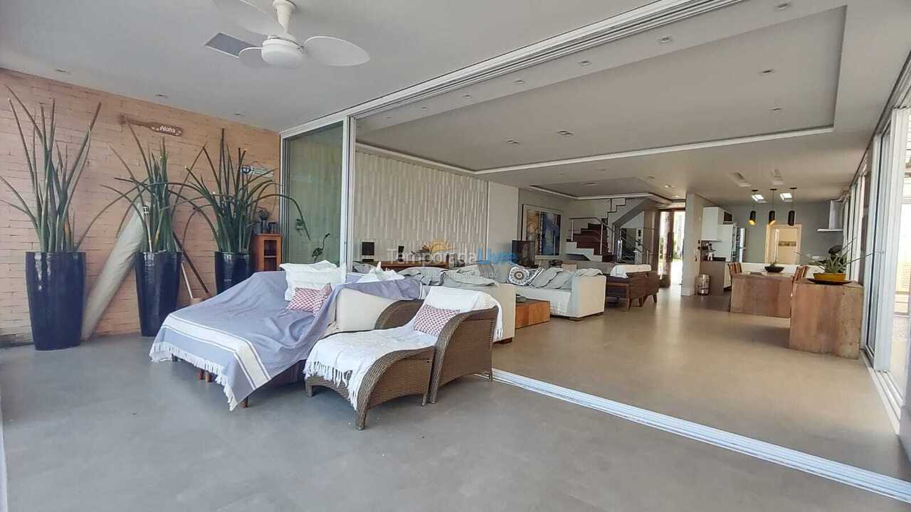 Casa para aluguel de temporada em São Sebastião (Maresias)