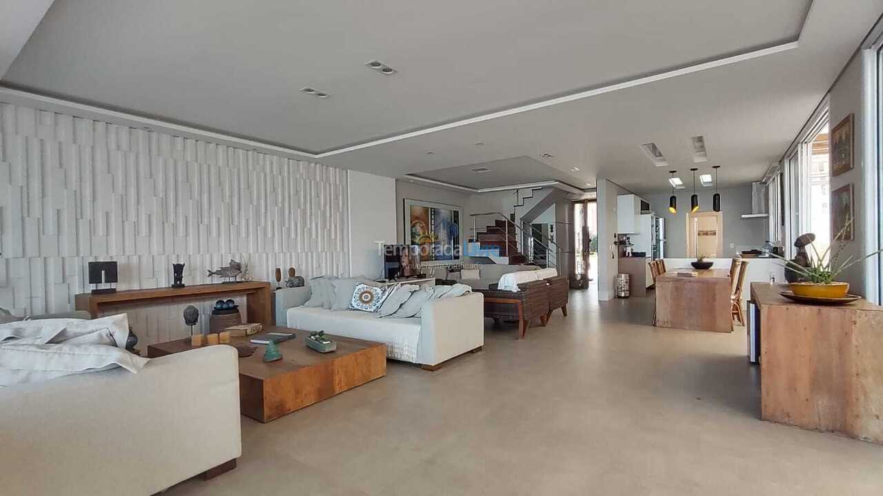 Casa para aluguel de temporada em São Sebastião (Maresias)