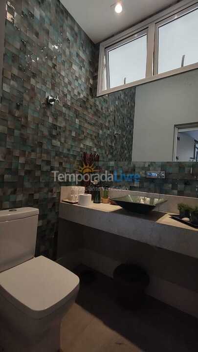 Casa para aluguel de temporada em São Sebastião (Maresias)