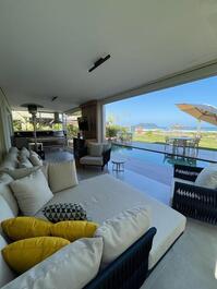 CASA COM 7 SUITES PE NA AREIA PRAIA DE JUQUEHY