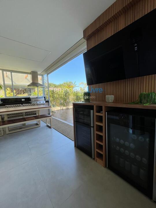 Casa para aluguel de temporada em São Sebastião (Juquehy)