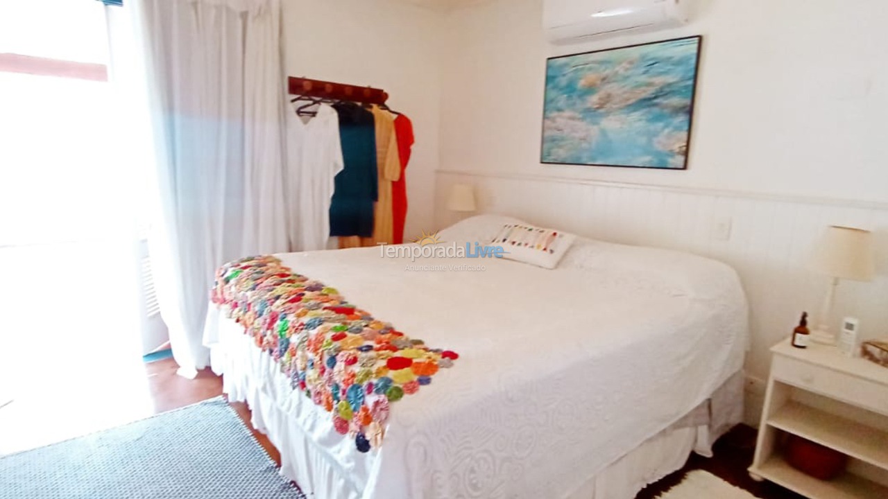 Casa para aluguel de temporada em São Sebastião (Camburi)