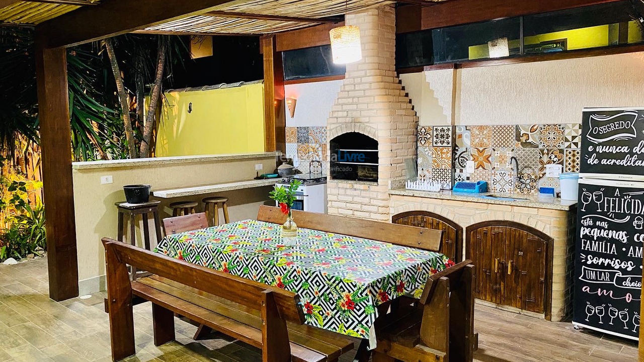 Casa para aluguel de temporada em Armação dos Búzios (Praia de Manguinhos)