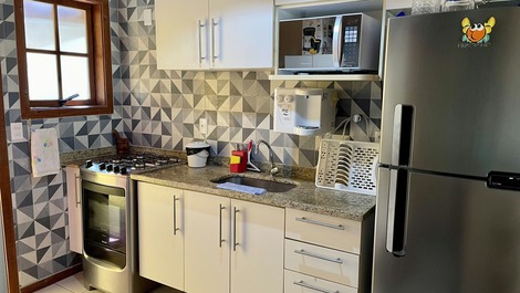 Casa Top Búzios 4 q. (4 suítes- ar cond)Wi-Fi, Churrasq, 50 mts Praia