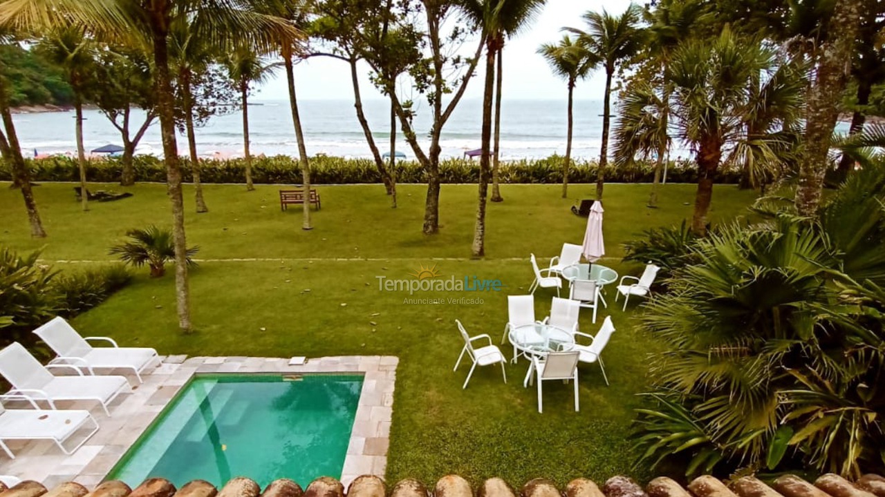 Casa para aluguel de temporada em São Sebastião (Camburi)