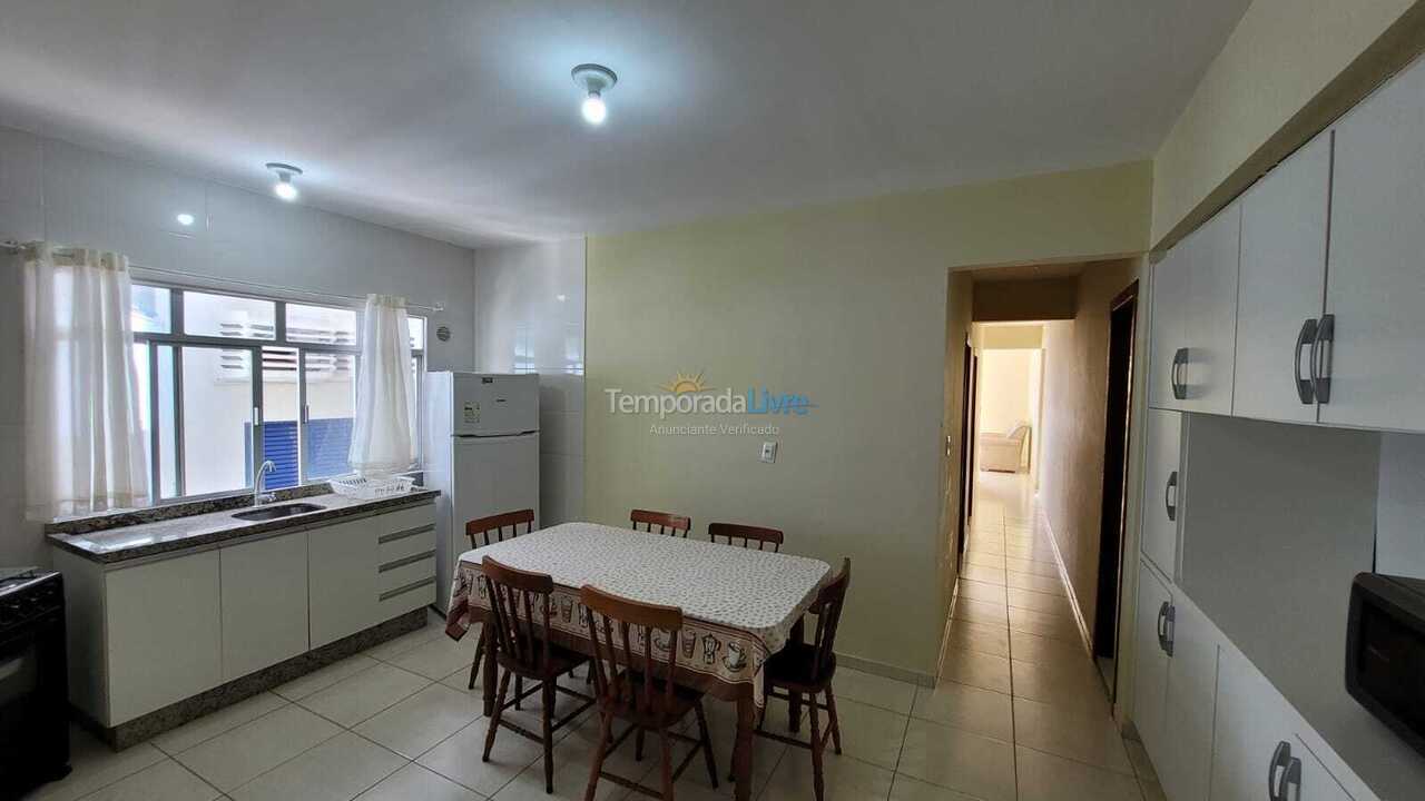 Apartamento para alquiler de vacaciones em Itapema (Meia Praia)