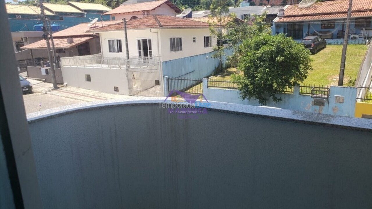 Apartamento para aluguel de temporada em Bombinhas (Praia de Bombinhas)