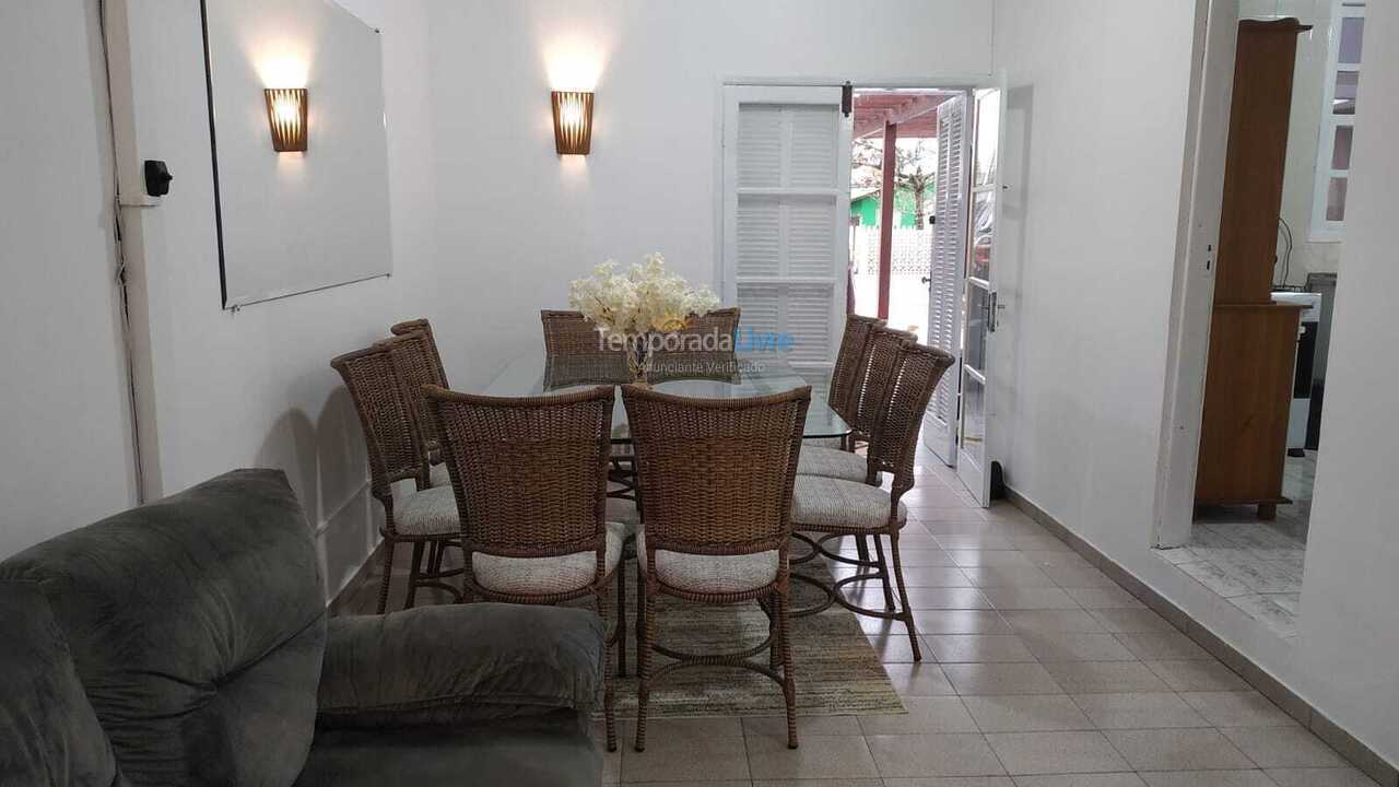 Casa para aluguel de temporada em Guaratuba (Nereidas)