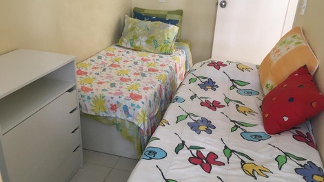 Suíte com 2 camas  de solteiro