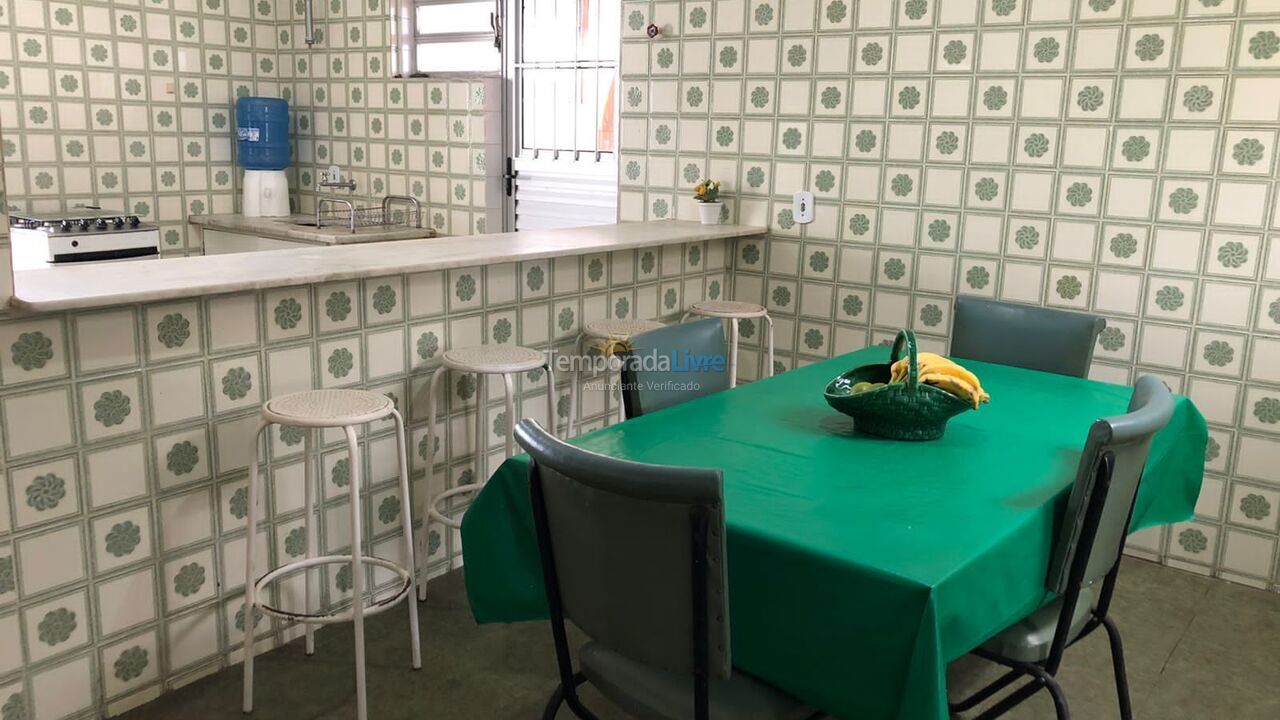 Apartamento para aluguel de temporada em Cabo Frio (Praia do Forte)
