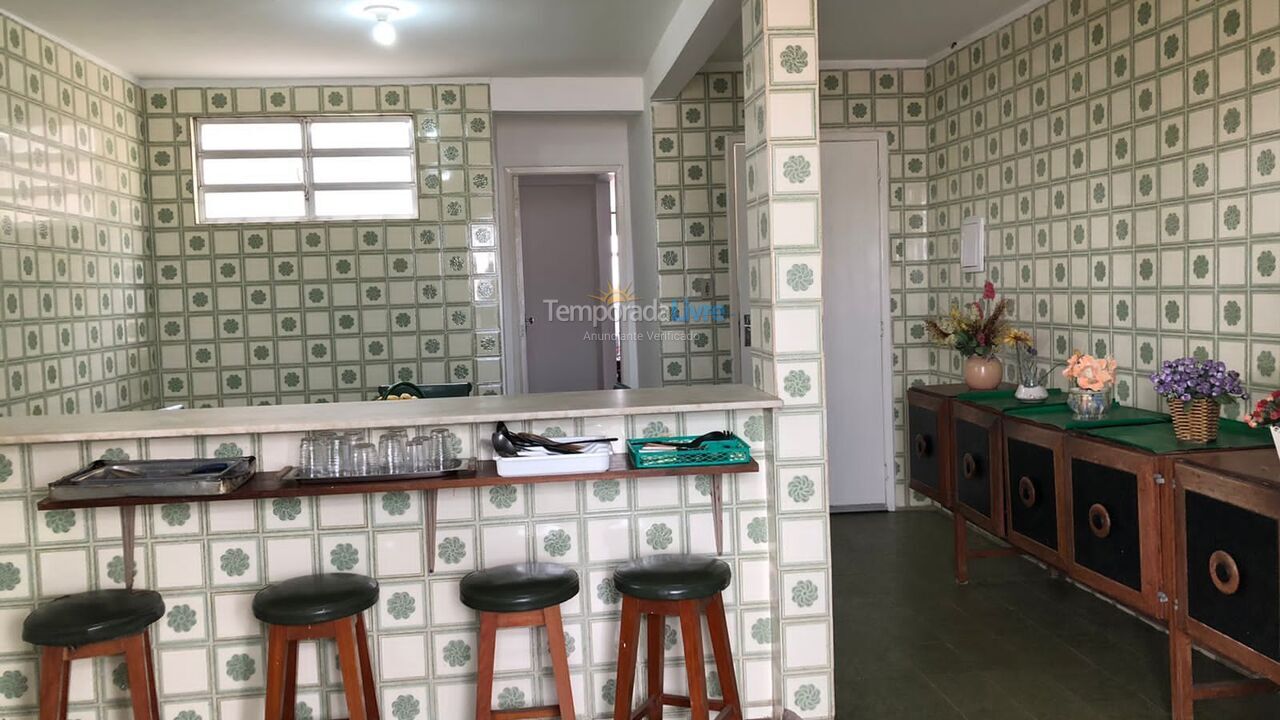 Apartamento para aluguel de temporada em Cabo Frio (Praia do Forte)