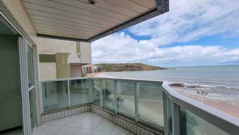 3 bedroom apartment, full sea view, w/Wi-Fi, 2 garages.