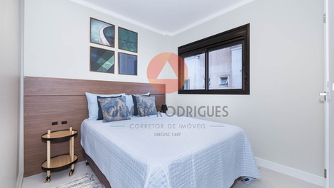 Cobertura com vista panorâmica para praia de Mariscal