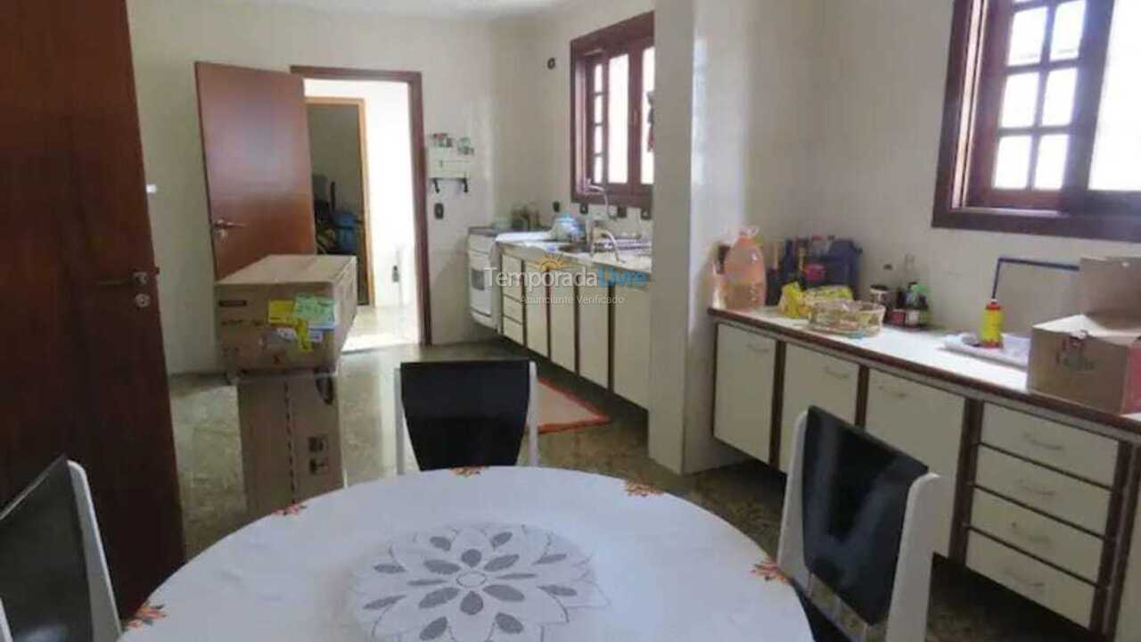 Casa para aluguel de temporada em Guarujá (Praia do Pernambuco)