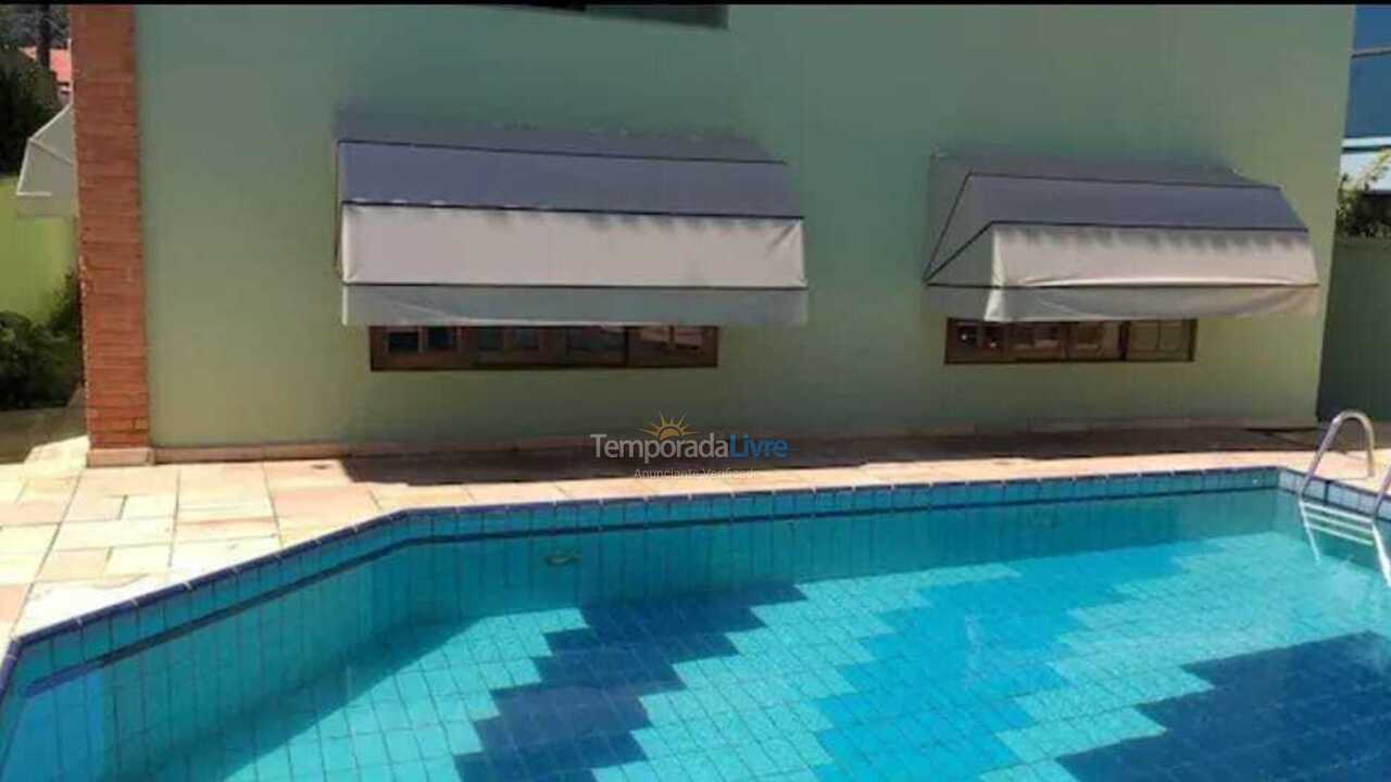 Casa para aluguel de temporada em Guarujá (Praia do Pernambuco)