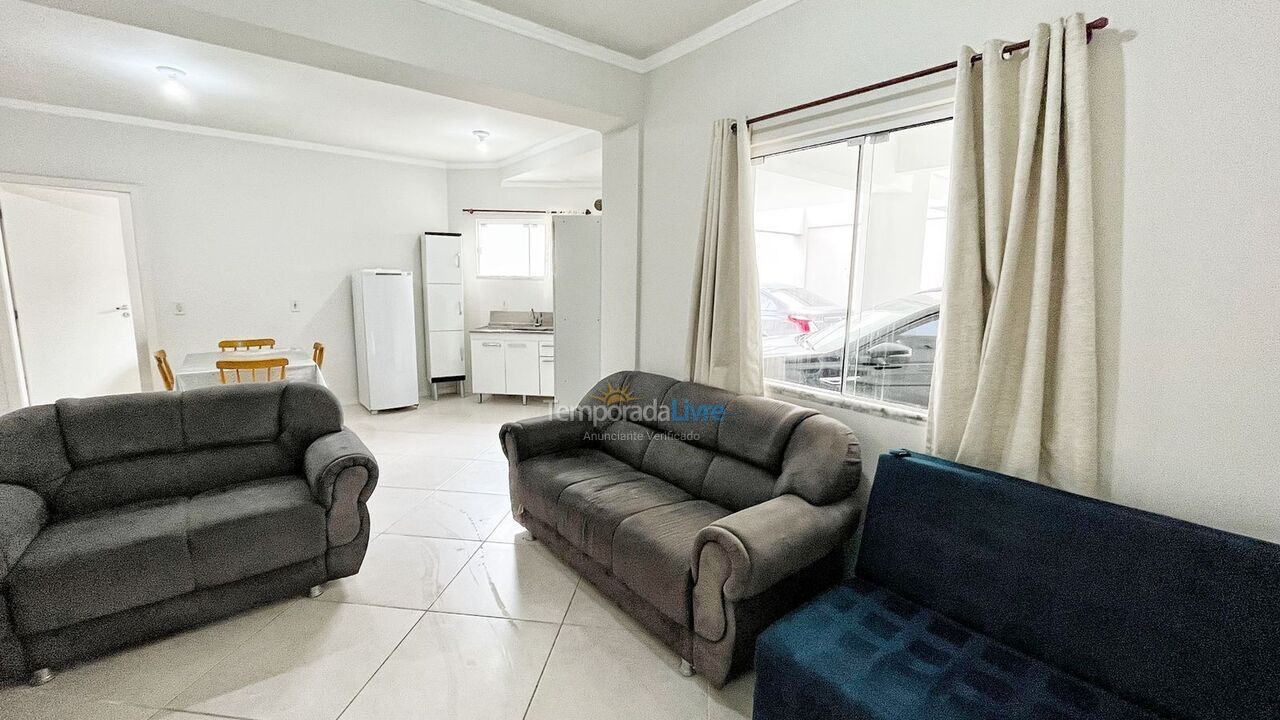 Apartamento para alquiler de vacaciones em Bombinhas (Praia de Bombas)