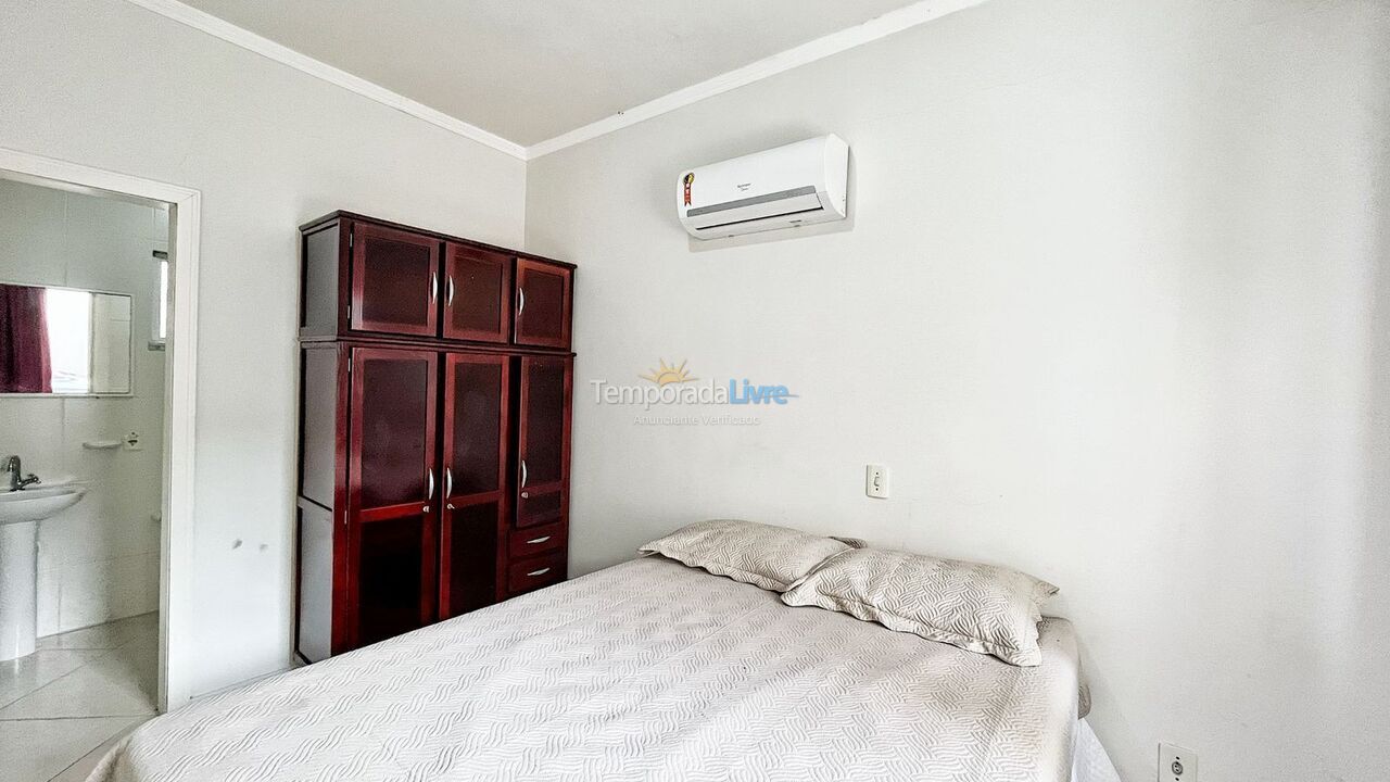 Apartamento para alquiler de vacaciones em Bombinhas (Praia de Bombas)