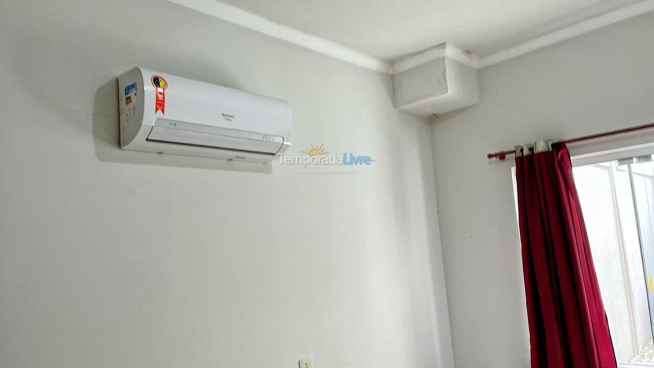 Apartamento para alquiler de vacaciones em Bombinhas (Praia de Bombas)