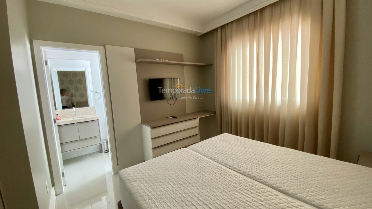 Apartment for vacation rental in Itapema (Meia Praia)