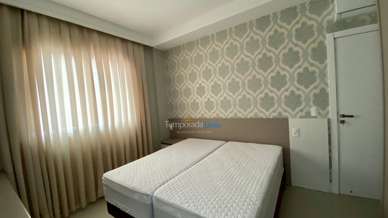 Apartment for vacation rental in Itapema (Meia Praia)