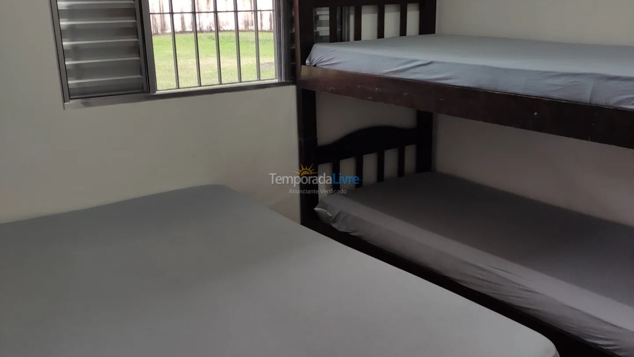 Casa para aluguel de temporada em Bertioga (Praia do Indaiá)