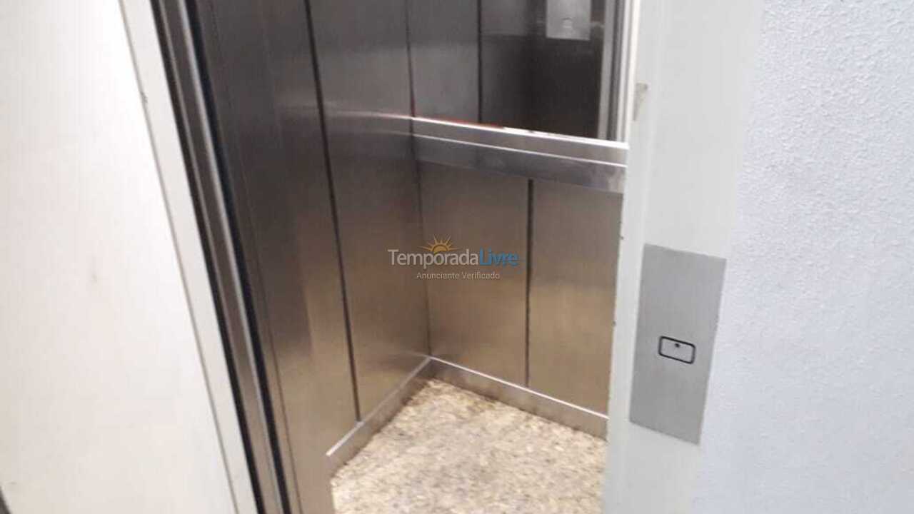 Apartamento para alquiler de vacaciones em Itapema (Meia Praia)