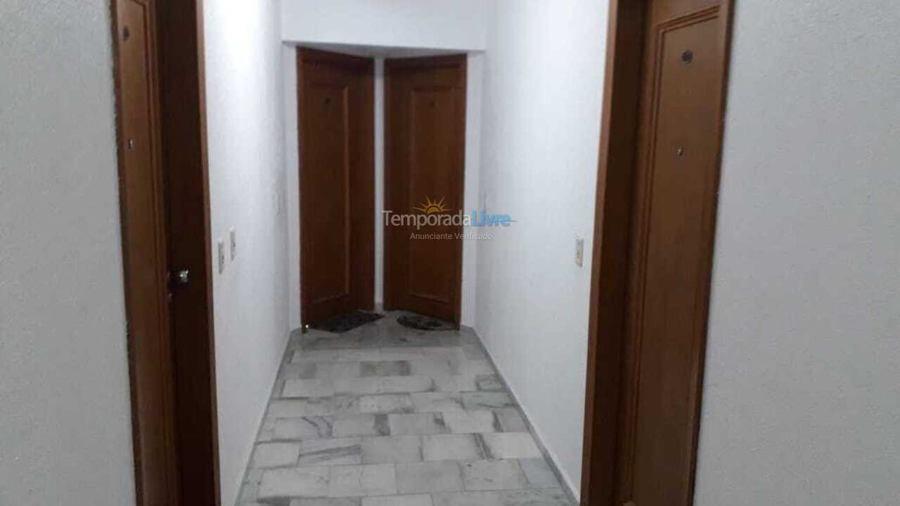 Apartamento para alquiler de vacaciones em Itapema (Meia Praia)