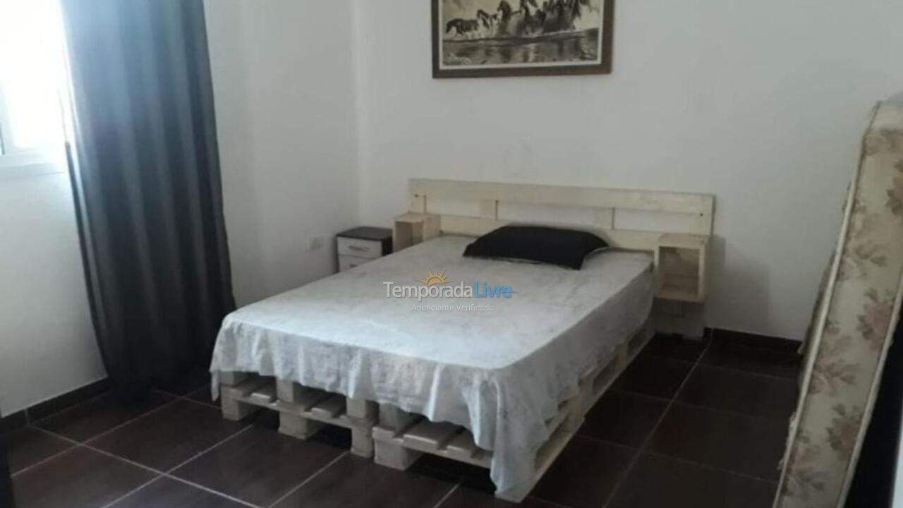 Casa para alquiler de vacaciones em Caraguatatuba (Massaguaçu)