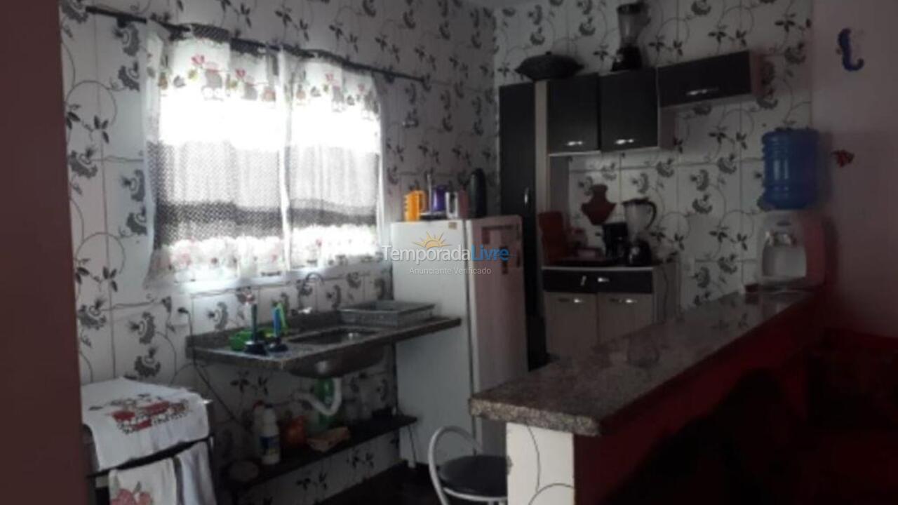 Casa para alquiler de vacaciones em Caraguatatuba (Massaguaçu)