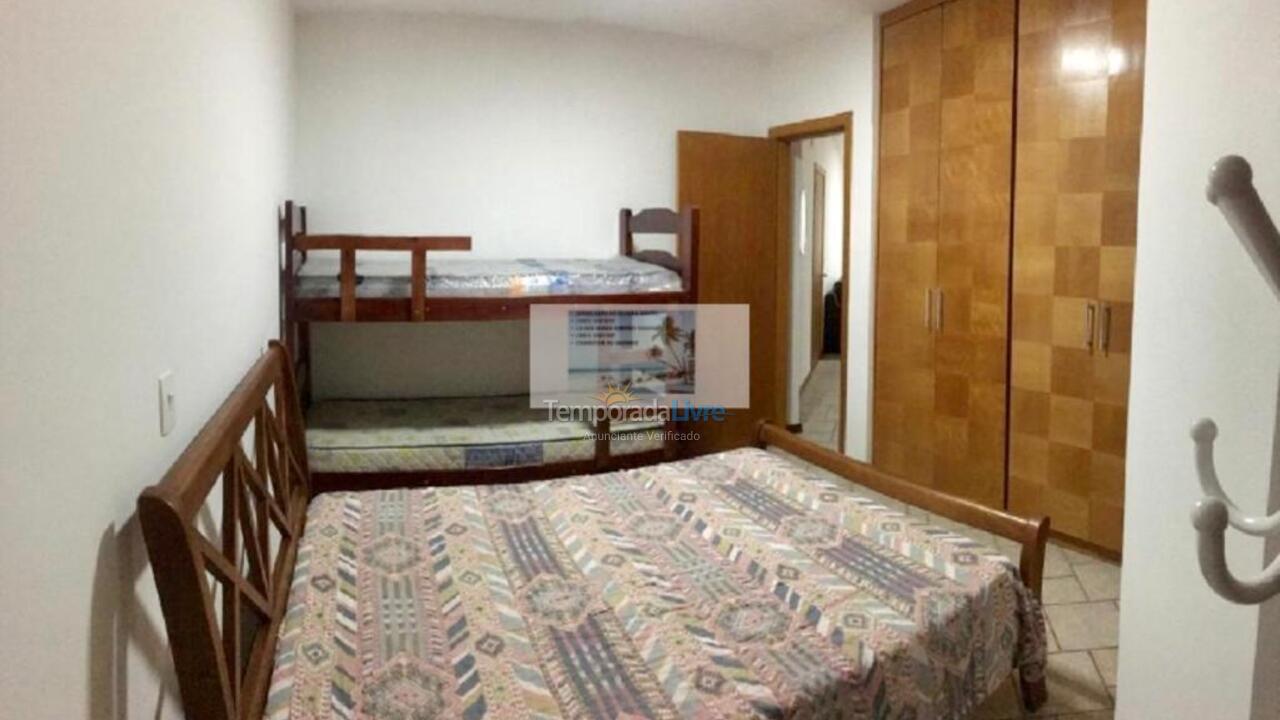 Apartamento para alquiler de vacaciones em Ubatuba (Praia Grande)