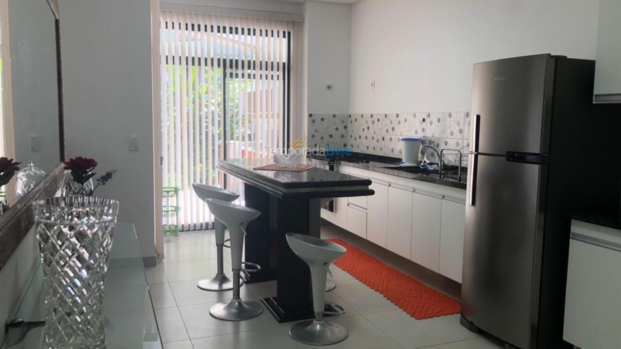 Apartamento para alquiler de vacaciones em Ubatuba (Praia Grande)