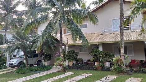 Casa para alquilar en São Sebastião - Toque Toque Pequeno