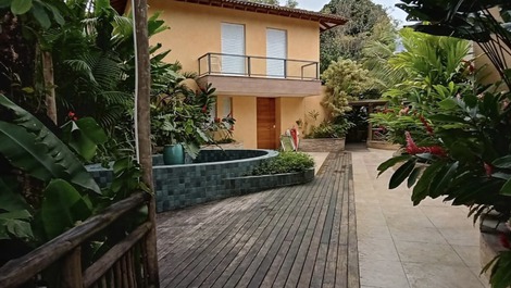 Casa para alugar em São Sebastião - Juquehy