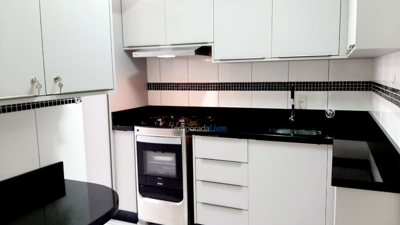 Apartamento para aluguel de temporada em Balneário Camboriú (Praia Central)