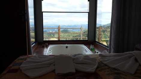 Quarto c/ hidro dentro do quarto e vista maravilhosa