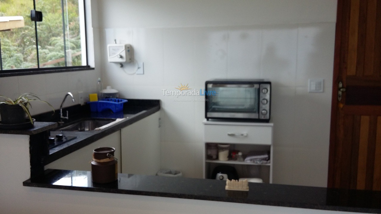 House for vacation rental in Rio Preto (área Rural)