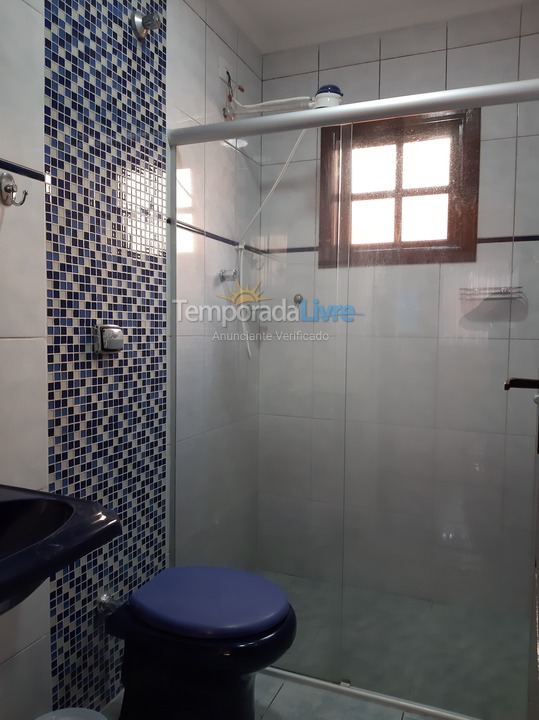 Casa para aluguel de temporada em Caraguatatuba (Praia da Mococa)