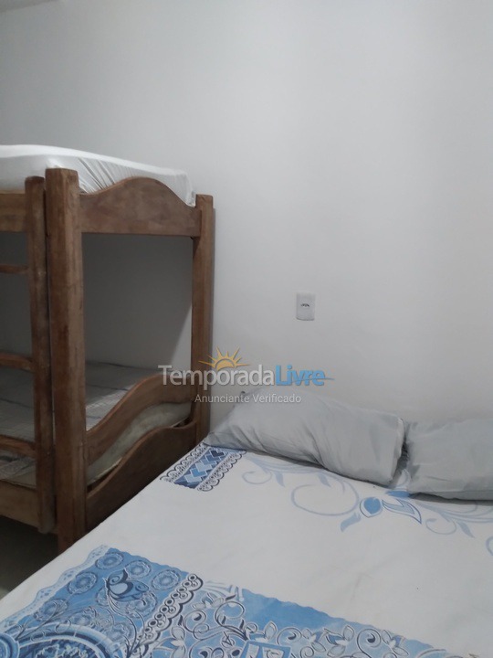 Casa para aluguel de temporada em Mata de São João (Praia do Forte)