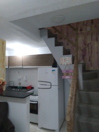 Aluga-se casa 3 andares Praia do forte