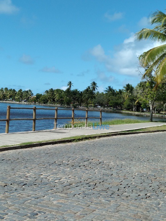 Casa para aluguel de temporada em Mata de São João (Praia do Forte)