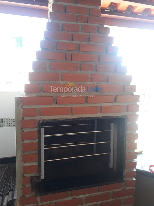 Casa para aluguel de temporada em Caldas Novas (Condomínio Residencial Thermas de Caldas Village)